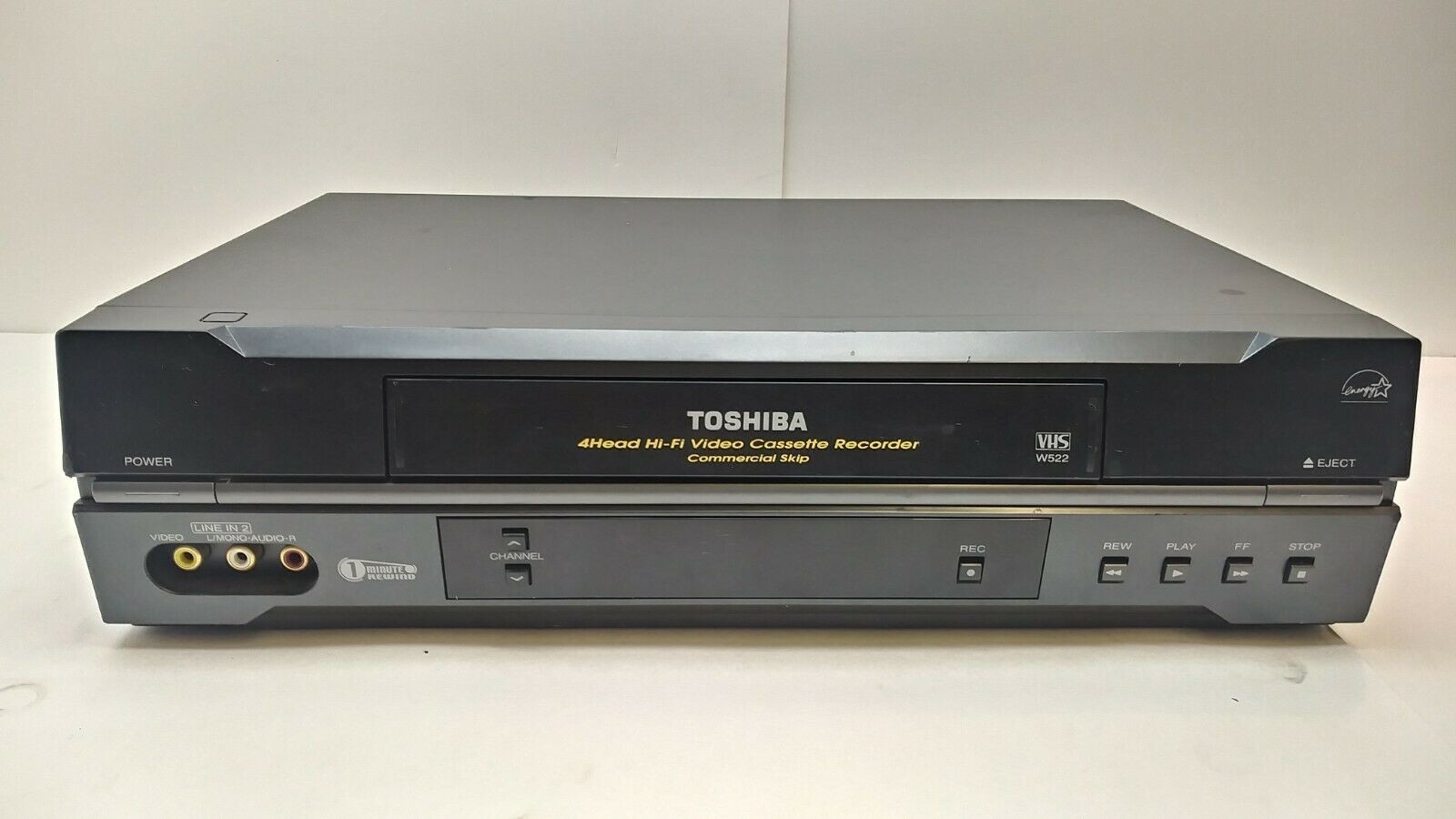 Видеомагнитофон. Toshiba 90-х видеомагнитофон. Видеомагнитофон 1987. Видеомагнитофон Toshiba старый. Видеомагнитофон 2001.